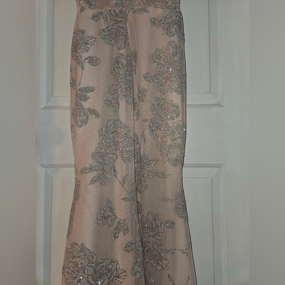 Hayley Paige Occasions Light Pink Glittery Halter Gown Size 4 - Picture 4 of 14